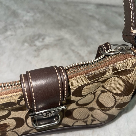 Coach Brown Shoulder Bag with Leather Trim - Picture 3 of 10